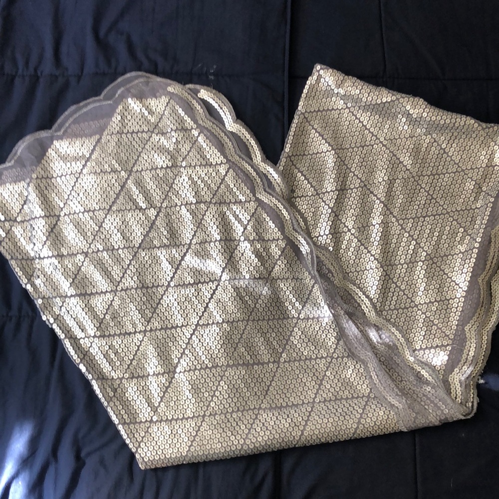 Formal over the shoulder wrap